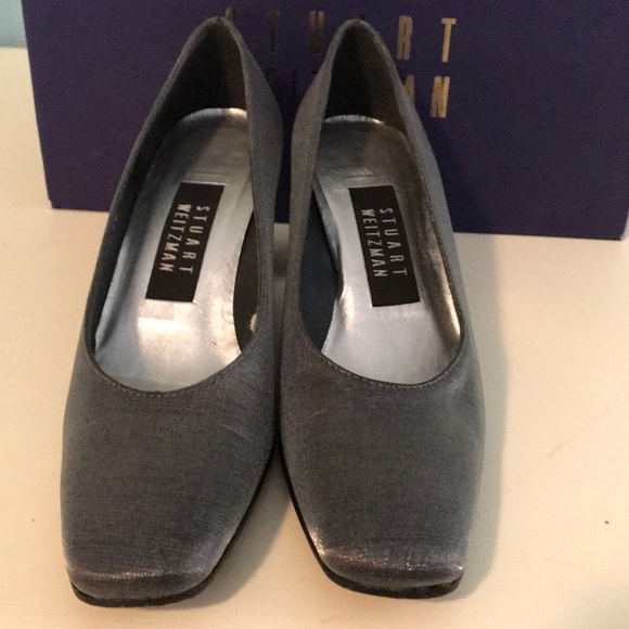 Stuart Weitzman size 6 metallic heels - Picture 3 of 4
